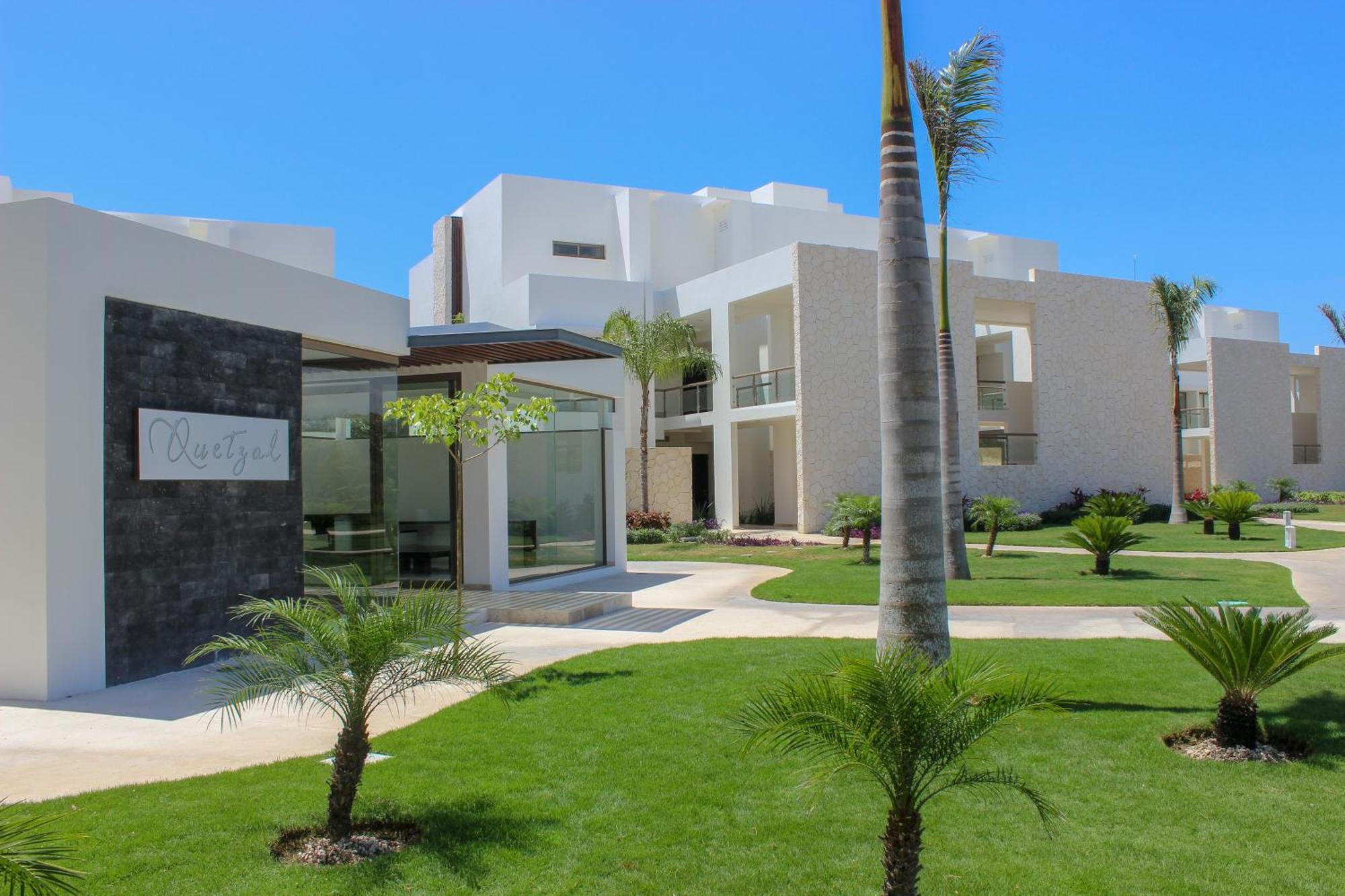 Exceptional 2Story Penthouse With Hot Tub And Rooftop Terrace In Bahia Principe Akumal Exterior photo